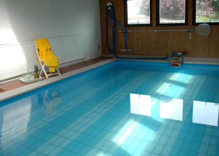 Сasa de vacaciones Mit Indoorpool- Garten Und Partyraum By Interhome