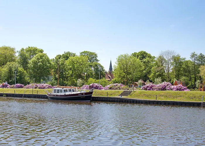 Dom wakacyjny Mit Indoorpool- Garten Und Partyraum By Interhome